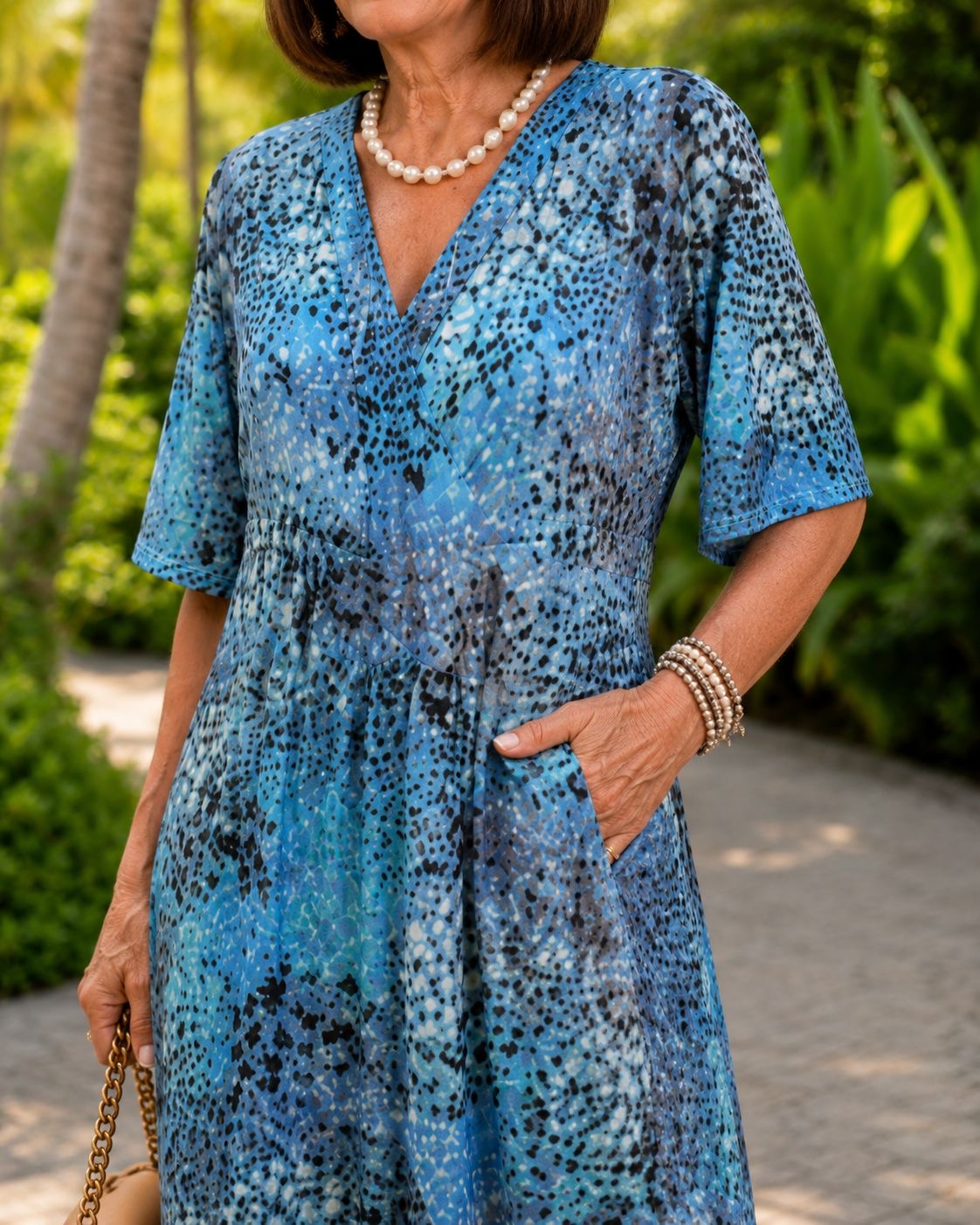Iris – Light, Flowy Dress With a Flattering Cut