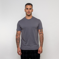 Camiseta de cuello redondo gris oscuro – estilo atemporal y cómoda