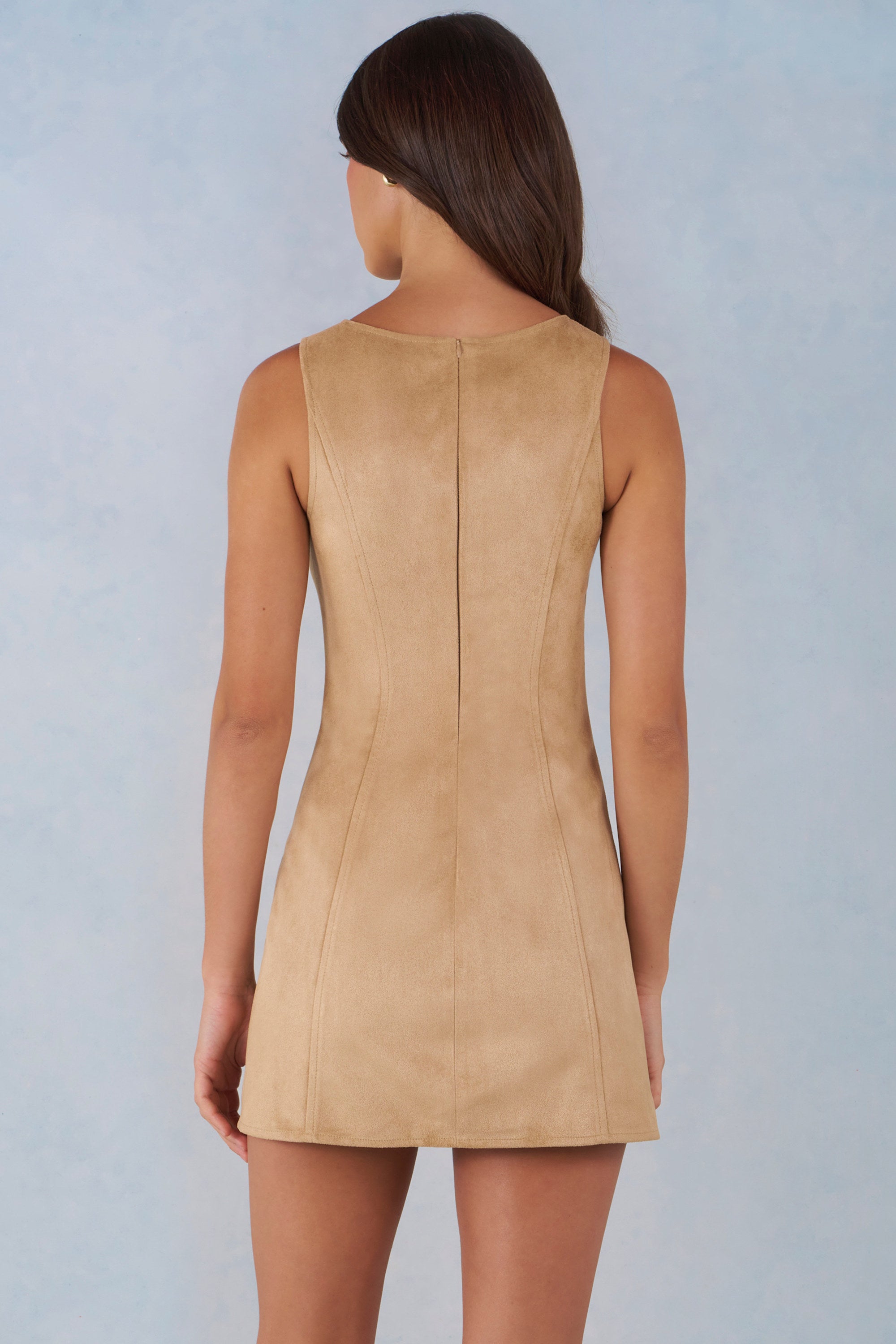Vestido mini A-line de ante sintético beige – elegante y favorecedor sin esfuerzo
