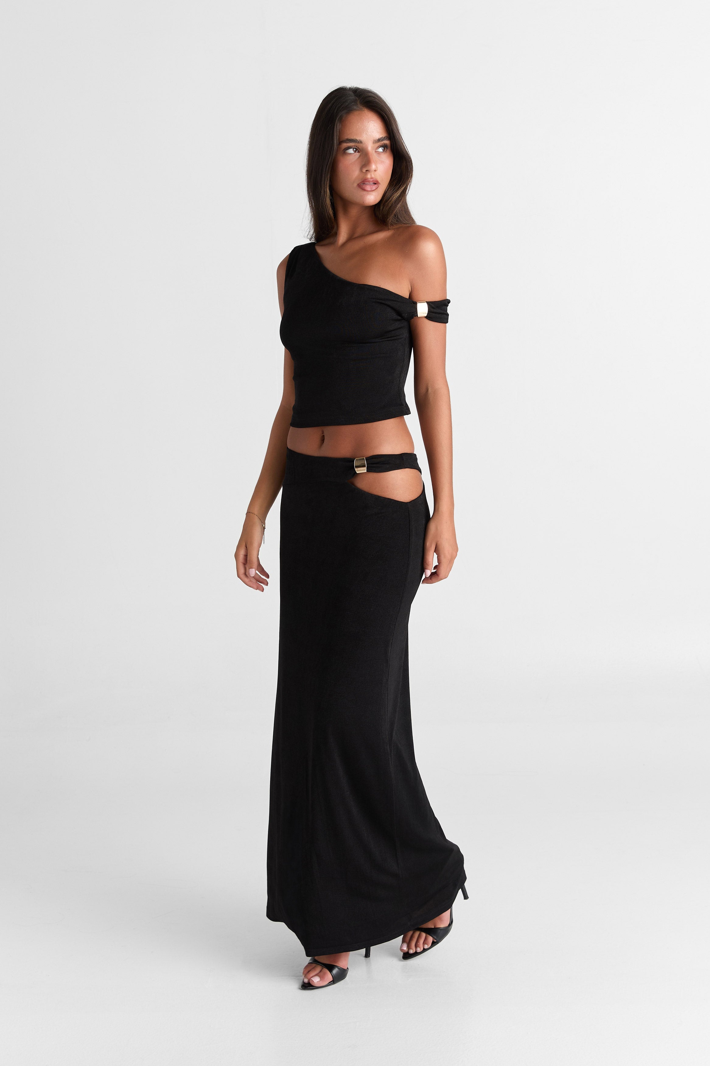 Falda maxi negra Lilah - fluida, silueta elegante