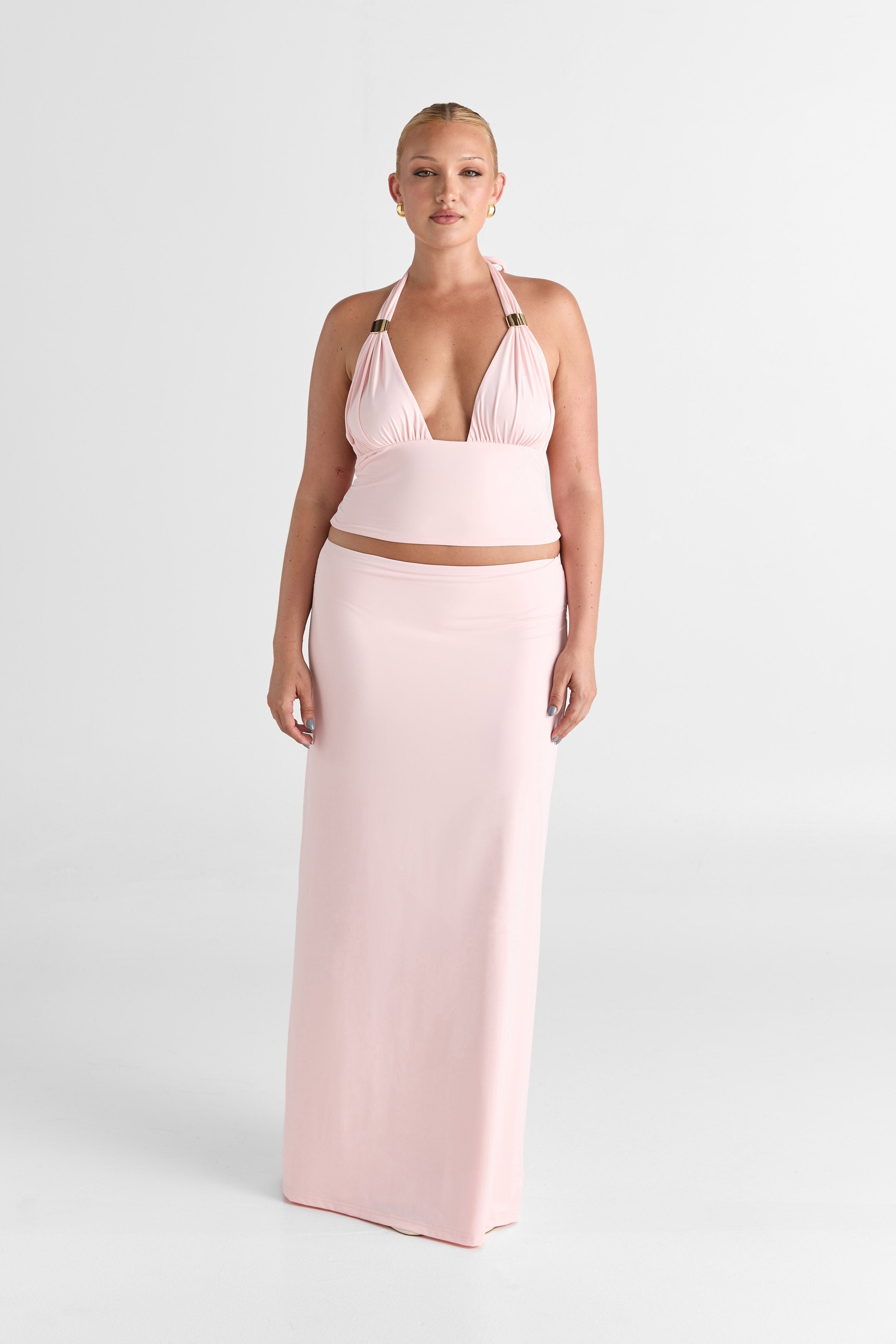 Cleo falda maxi rosa – fluida y elegante, pieza clave
