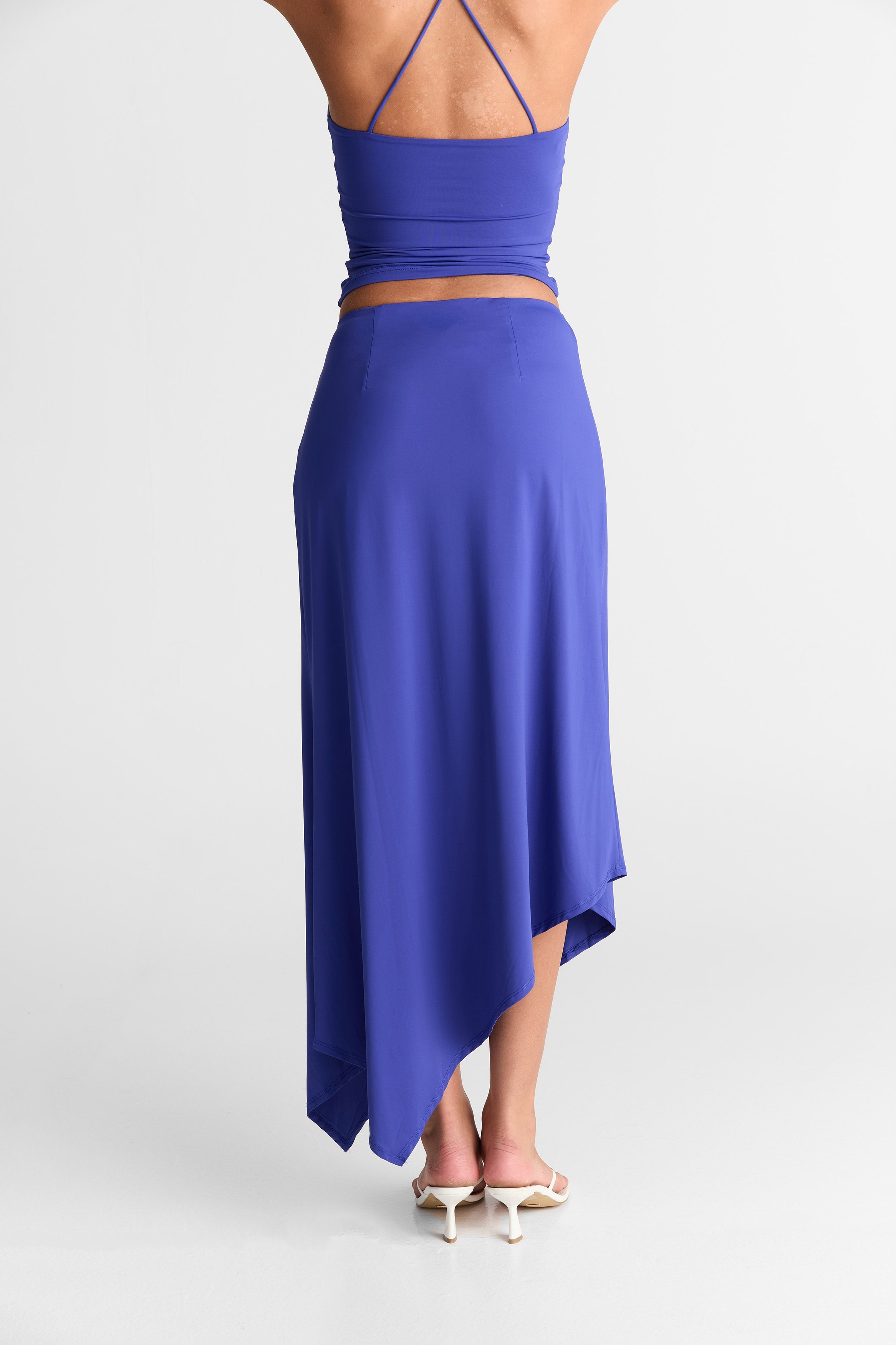 Falda maxi Lyra en color cobalto