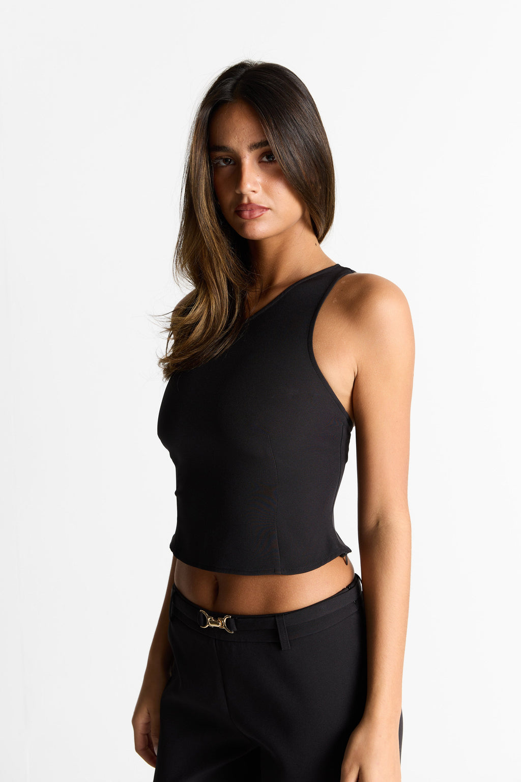 Zhara Top Negro - Elegante, Versátil y Chic