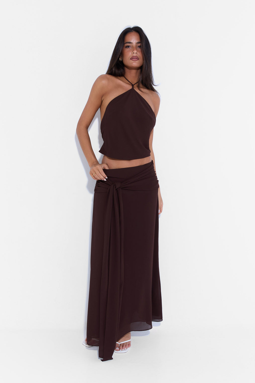 Seraphina Top Chocolate - Color cacao intenso, ajuste favorecedor