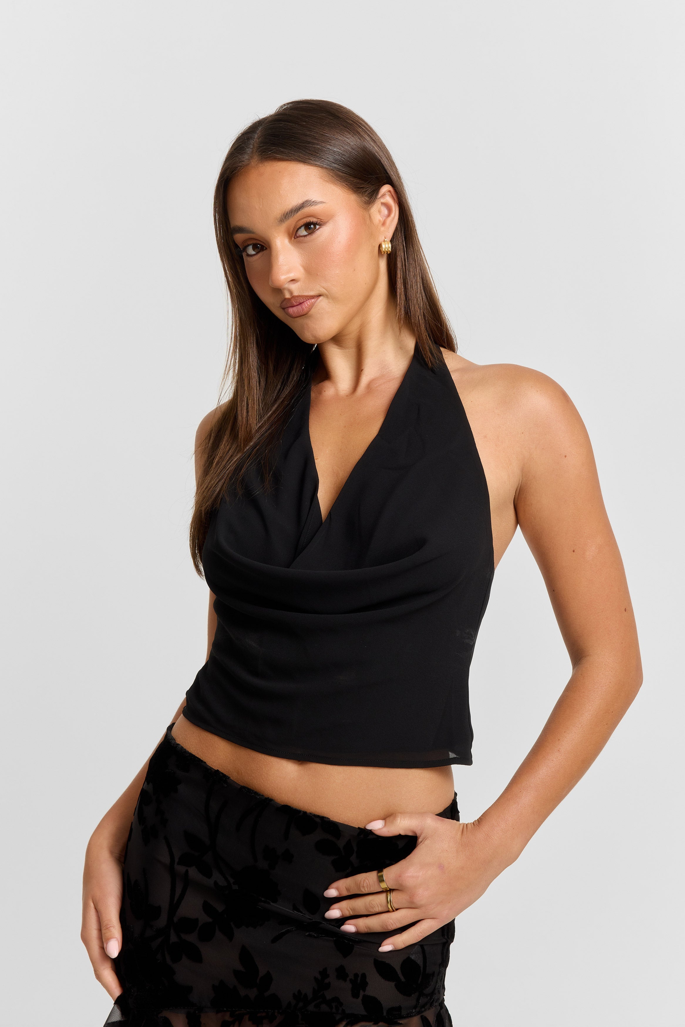 Top Odette en Negro - Elegante y Chic