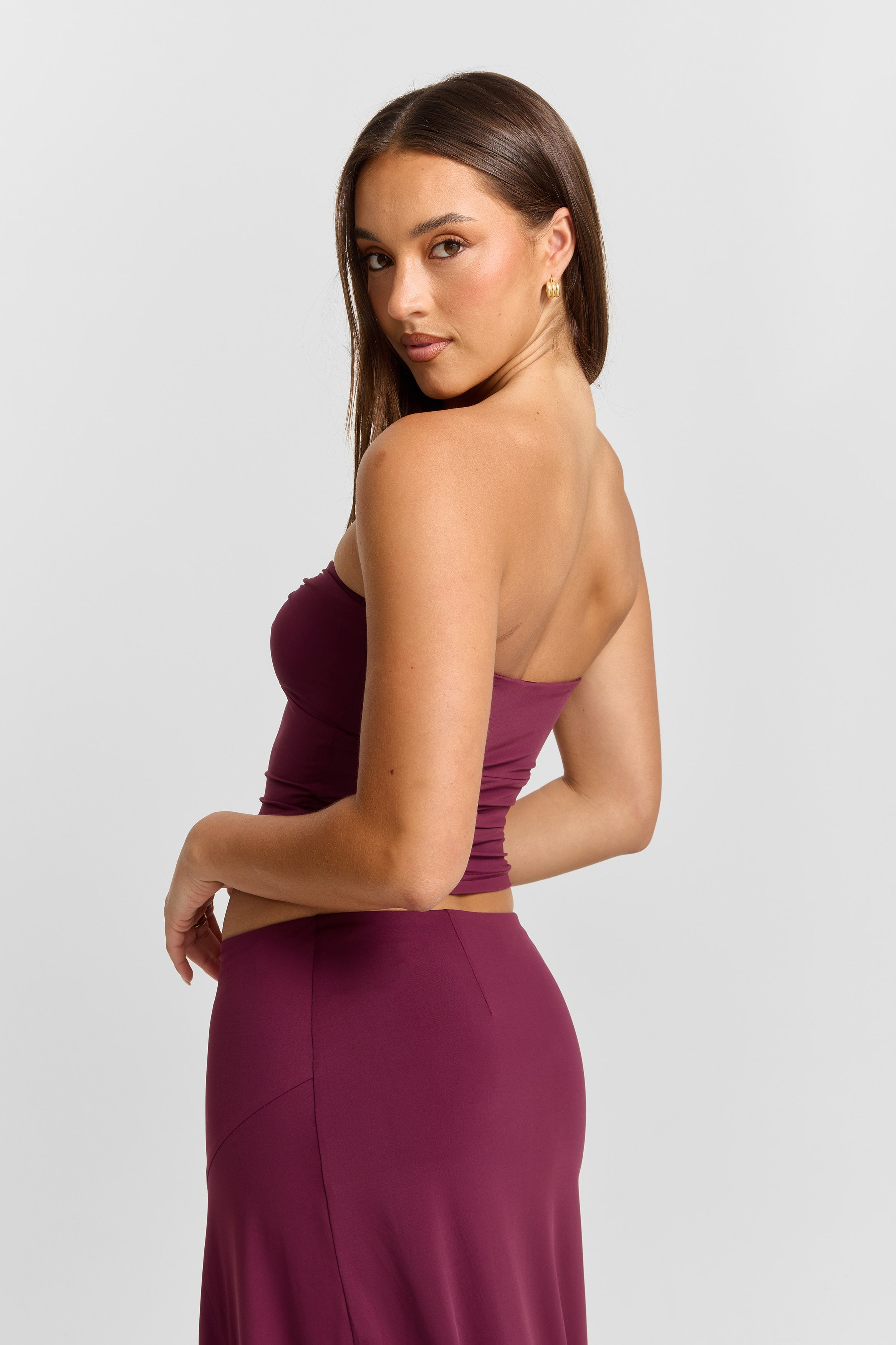 Lucinda Top en Ciruela - Esencial Elegante para el Día a Día