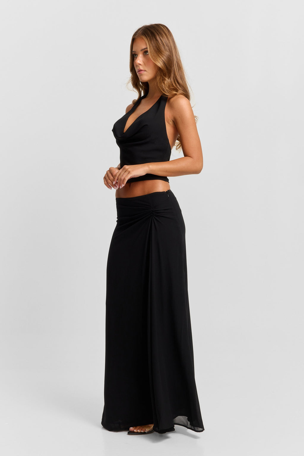 Falda maxi negra Seraphina - Caída suave y de largo hasta el suelo