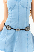 Cinturón negro de cuero sintético con conchos disco - accesorio de estilo Western