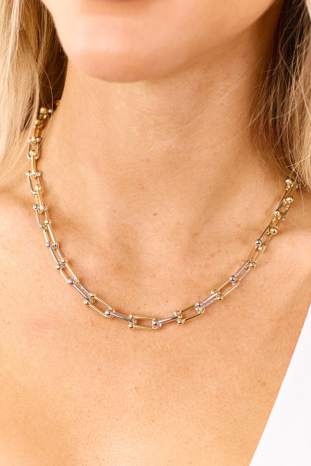 Collar bicolor de oro y plata con eslabones en forma de U