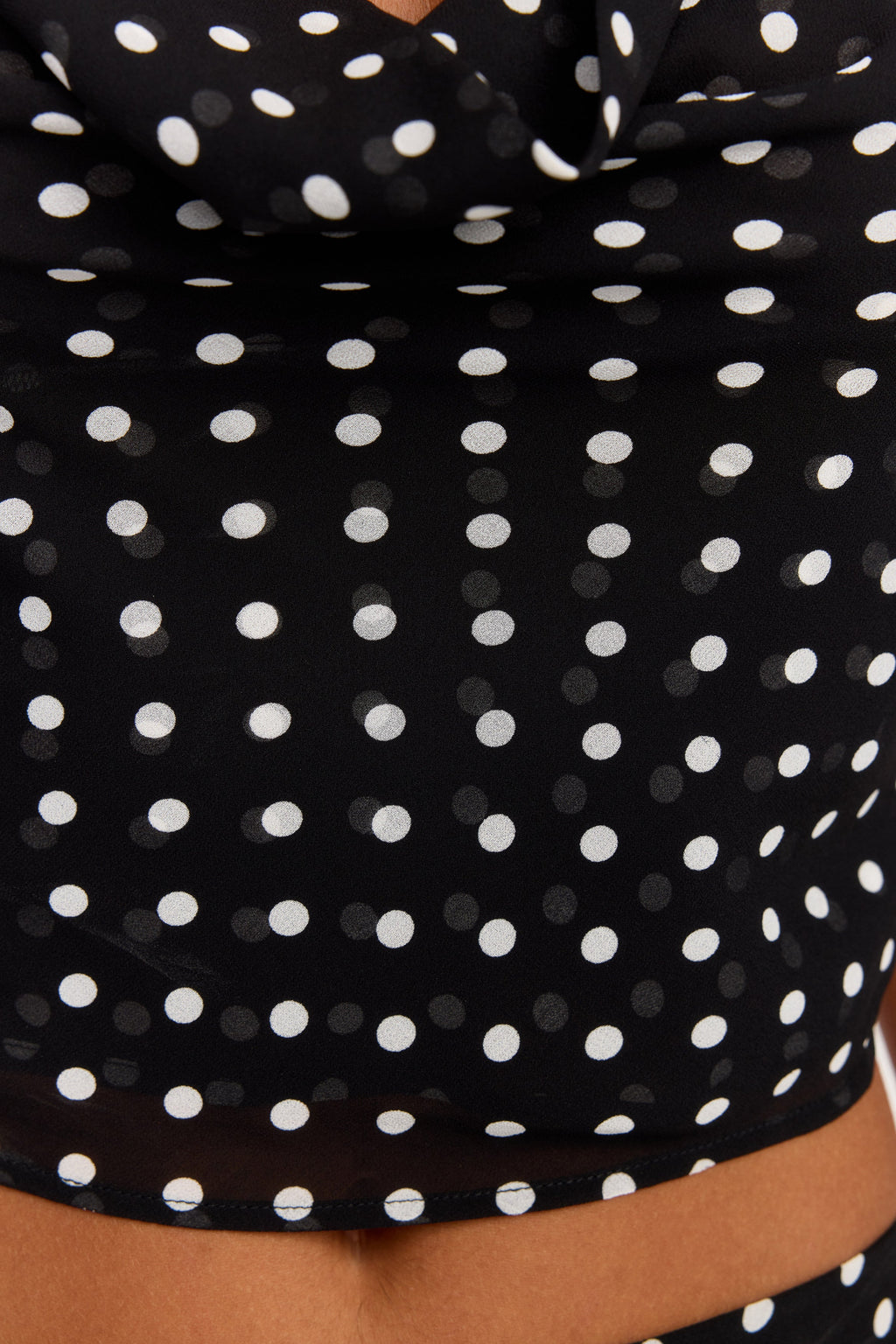 Colette top negro de lunares