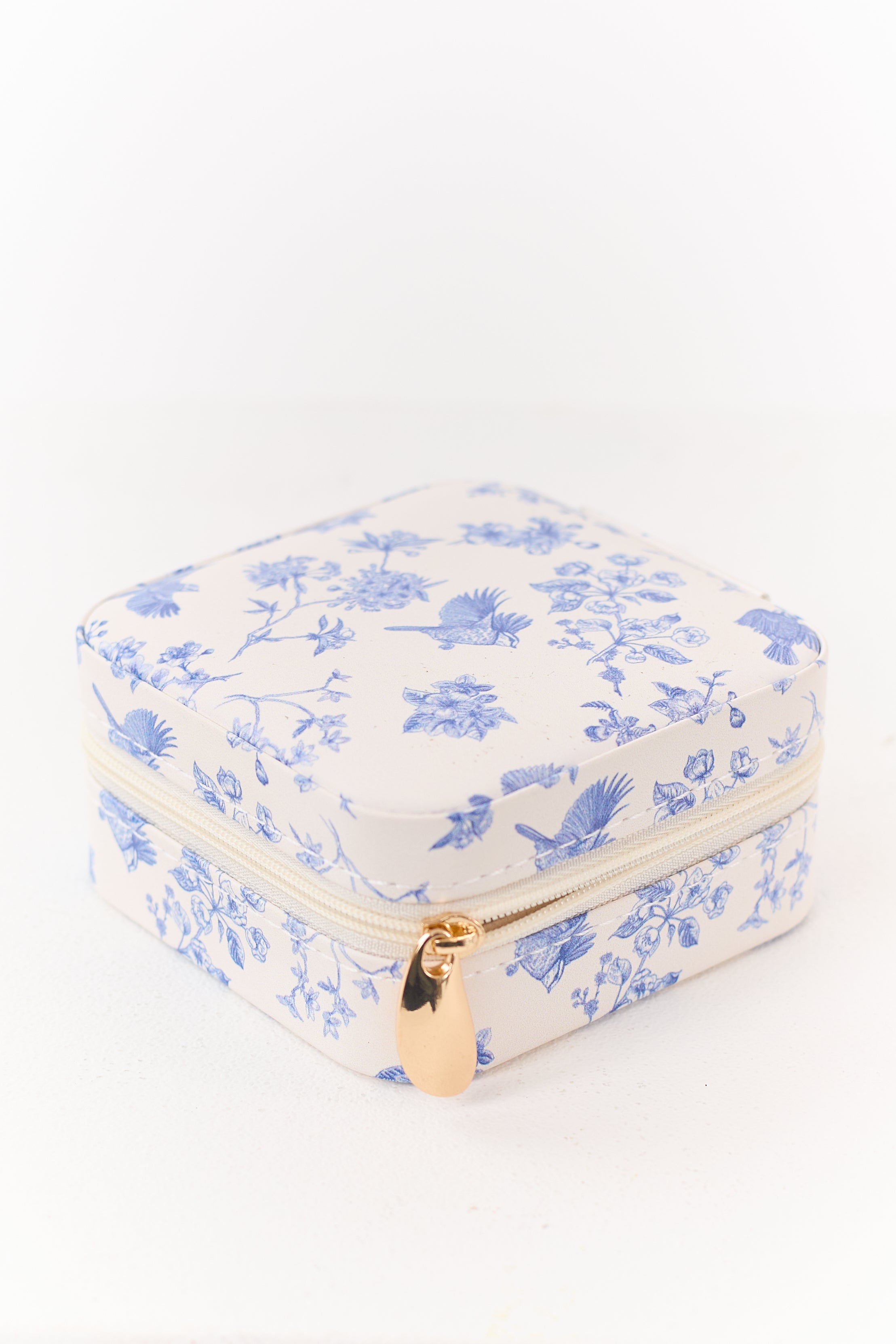 Joyero portátil color marfil con estampado de aves y flores – Organizador de viaje compacto