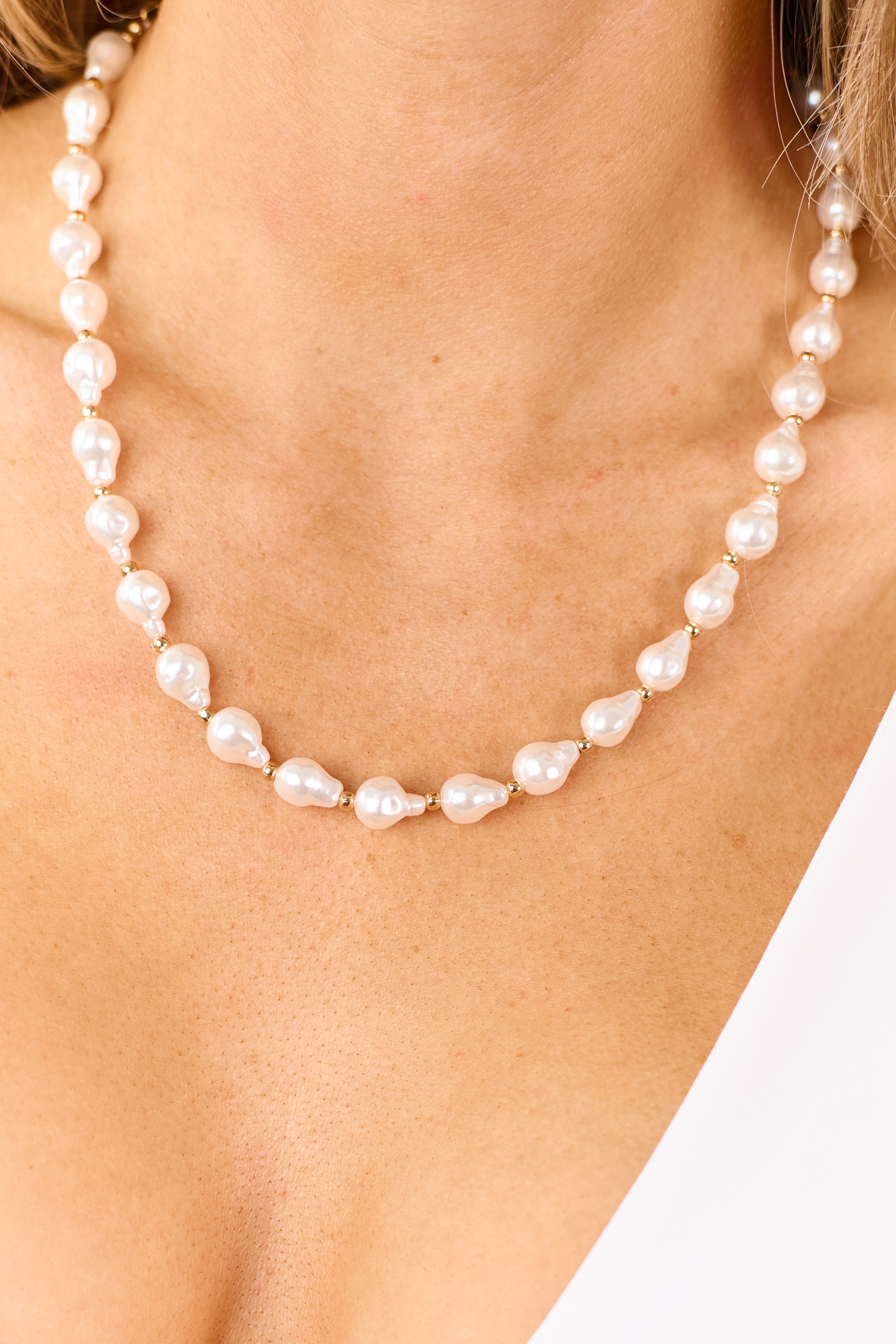 Collar de perlas y cuentas en forma de gota de Off-White