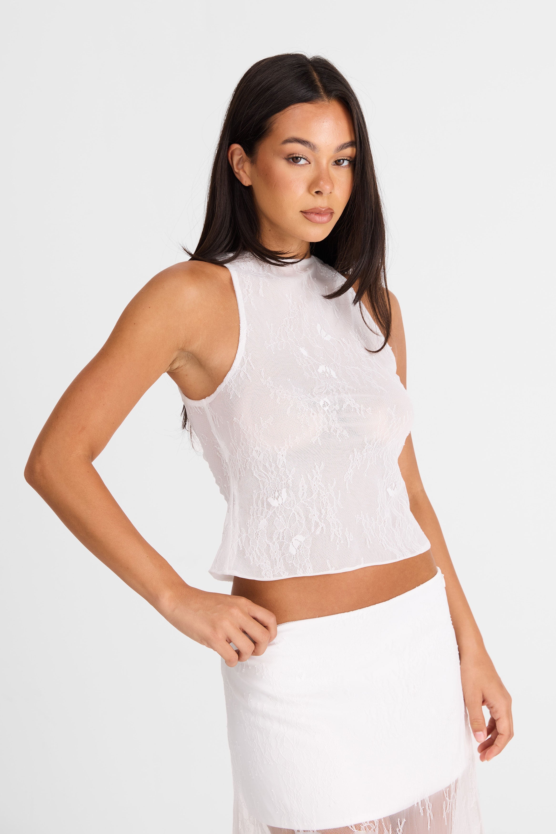 Top blanco Juliette – Corte elegante y favorecedor para un estilo diario con clase