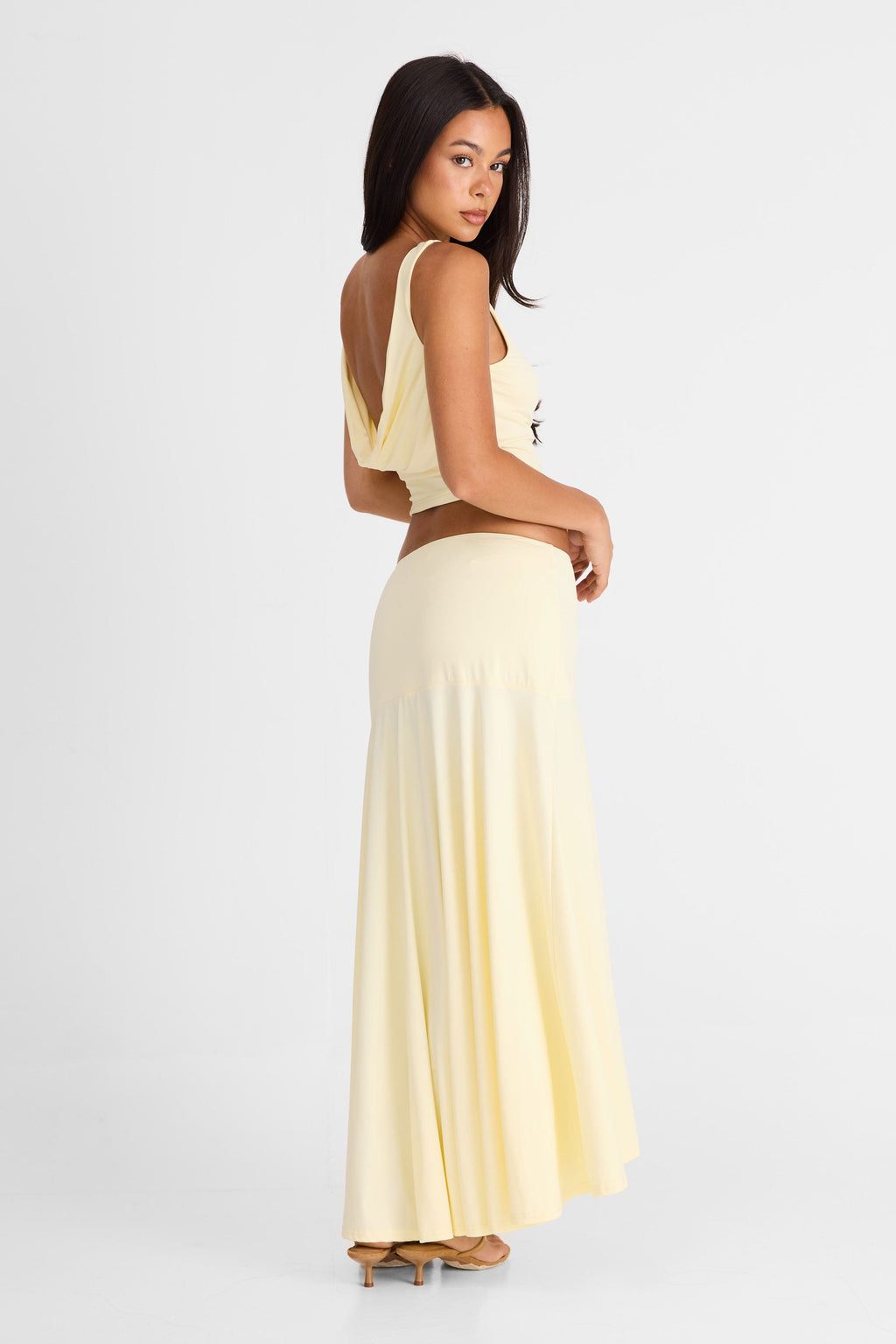 Falda maxi Talia en amarillo mantequilla