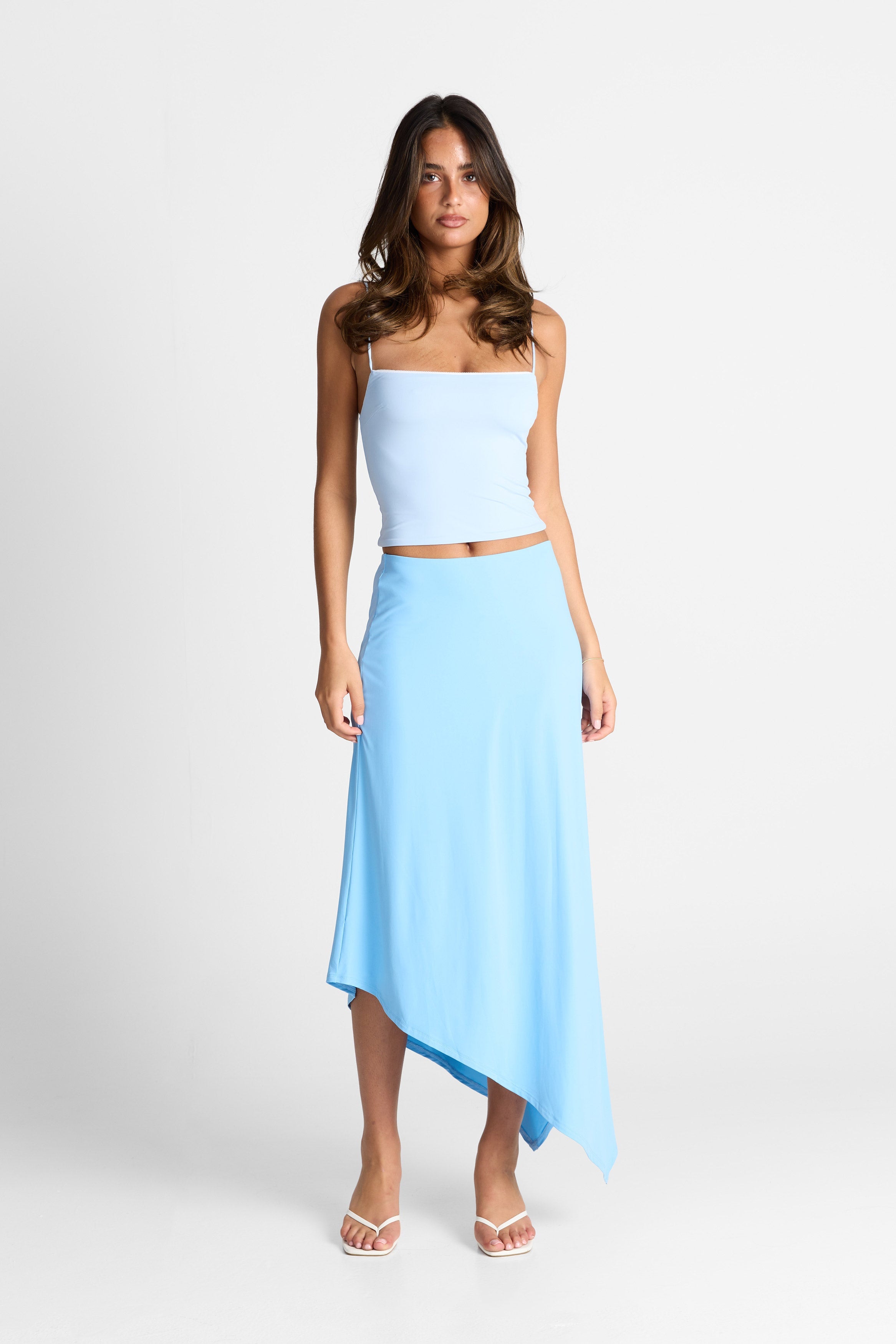 Falda maxi Lyra en azul cielo