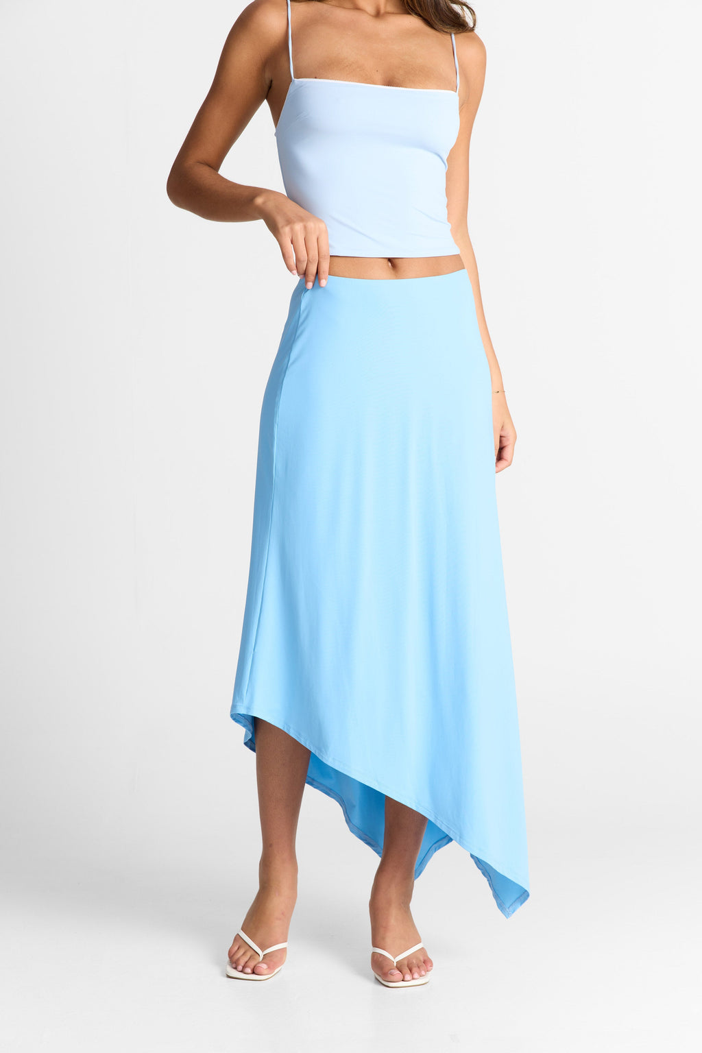 Falda maxi Lyra en azul cielo